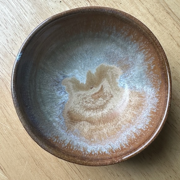 Handmade Stoneware 4.5"‎ Bowl Pottery Brown Blue Studio Art Signed 2012 Glazed - Picture 1 of 12